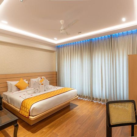 Serene Resort Hyderabad Шемшабад Екстер'єр фото