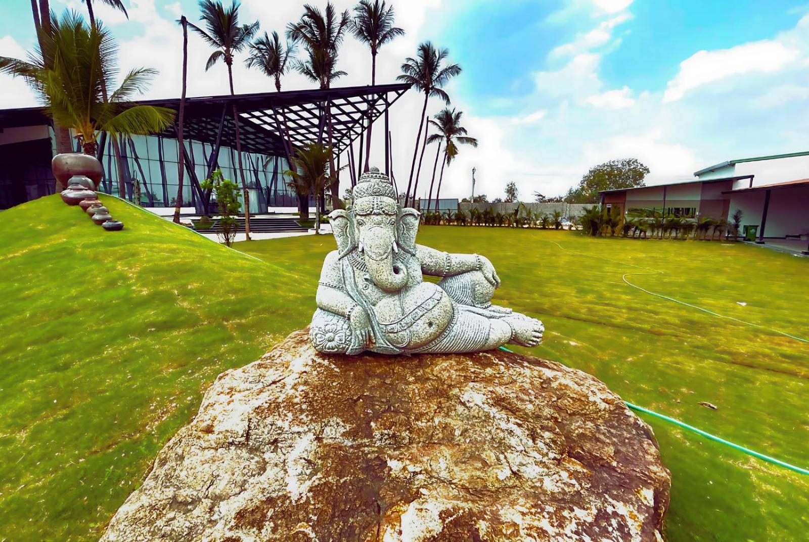 Serene Resort Hyderabad Шемшабад Екстер'єр фото