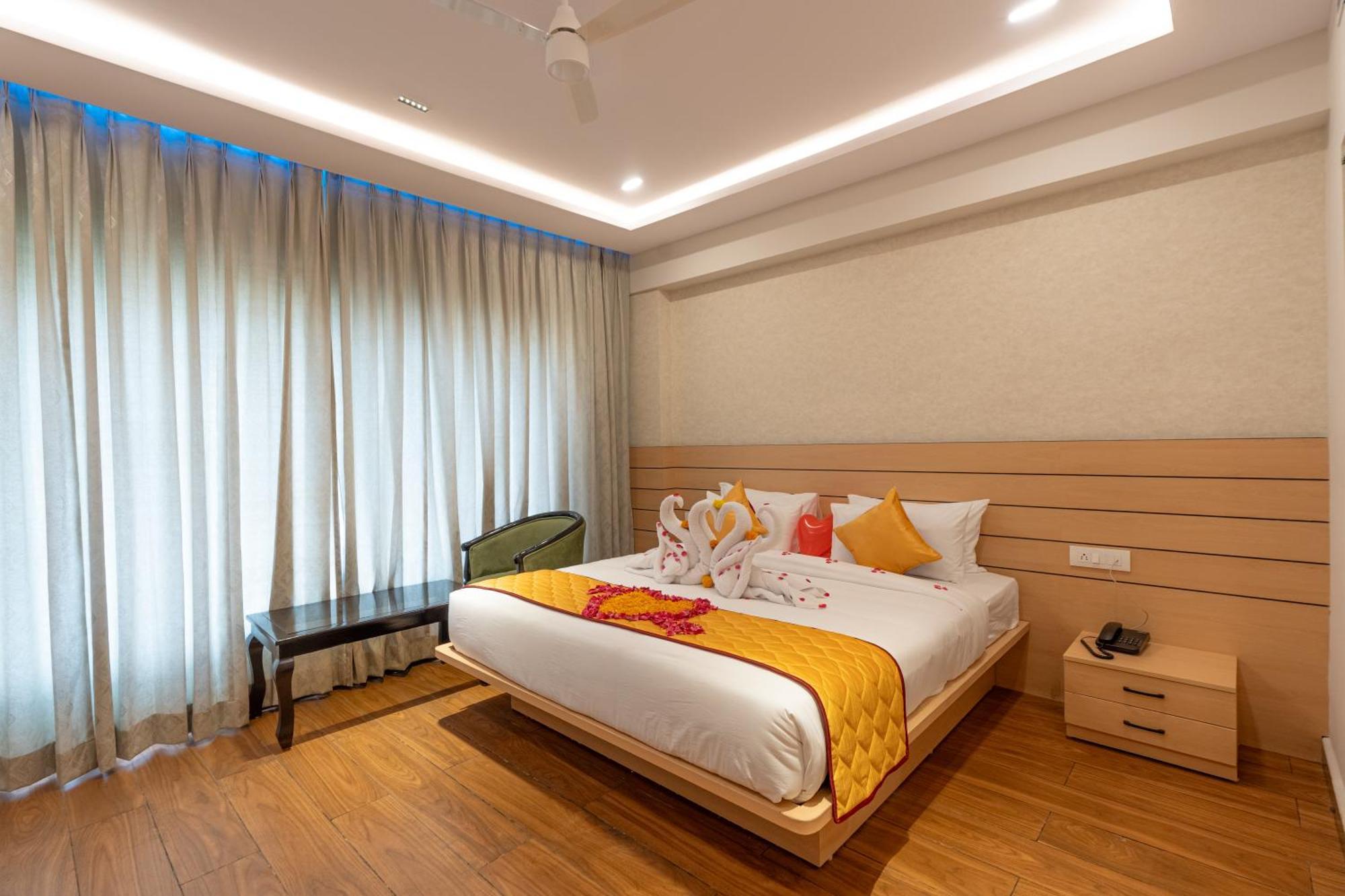 Serene Resort Hyderabad Шемшабад Екстер'єр фото