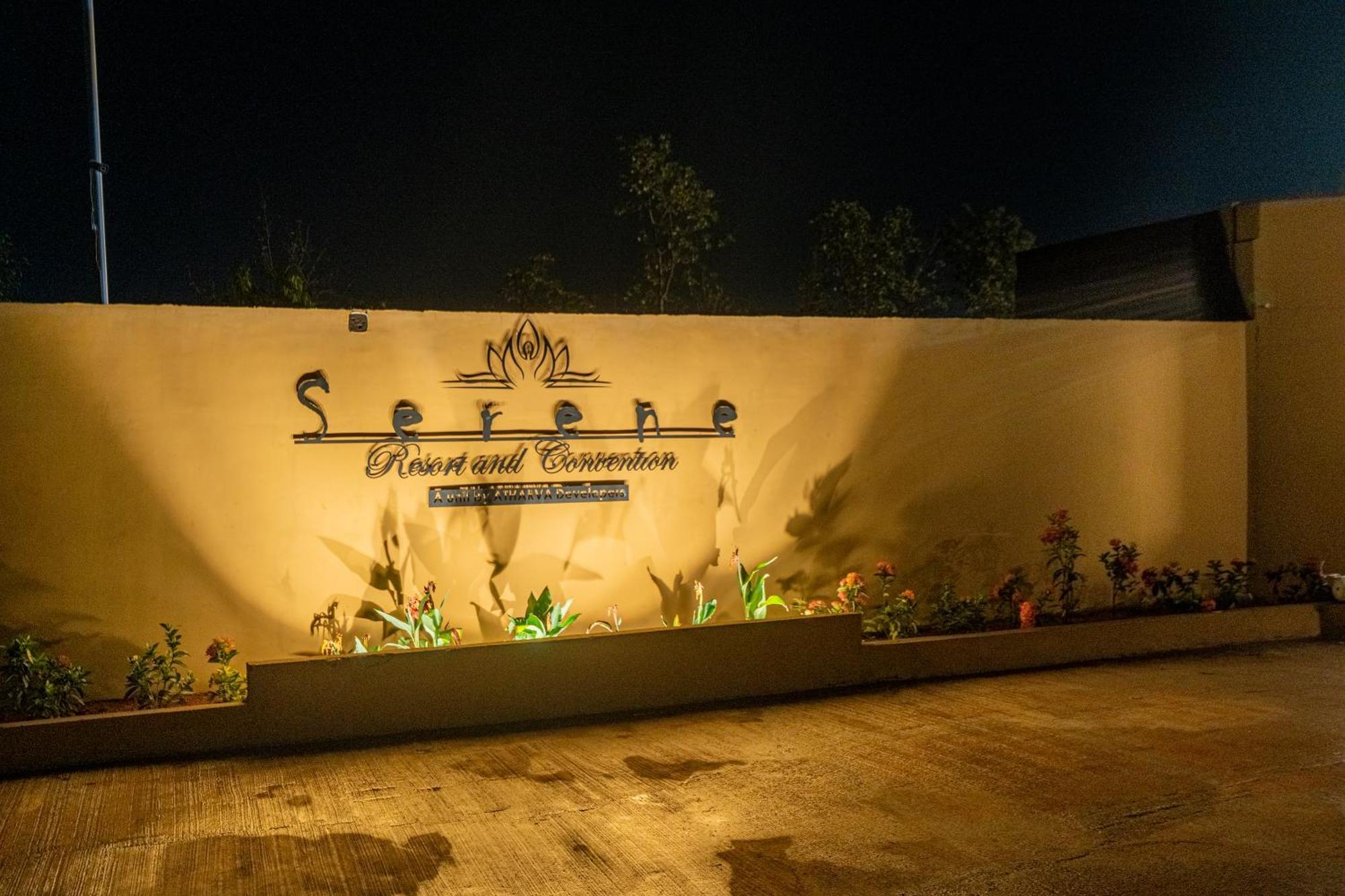 Serene Resort Hyderabad Шемшабад Екстер'єр фото