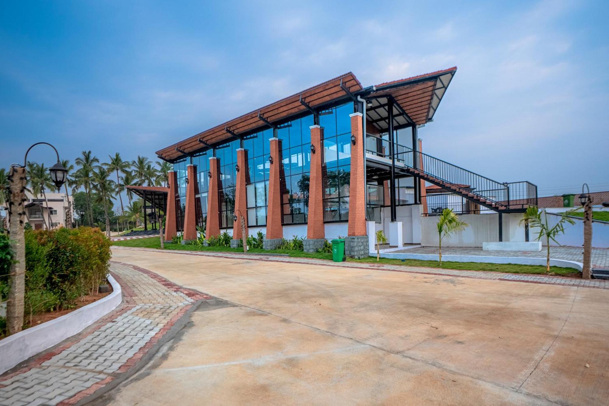 Serene Resort Hyderabad Шемшабад Екстер'єр фото